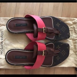 Louis Vuitton Flat Sandals